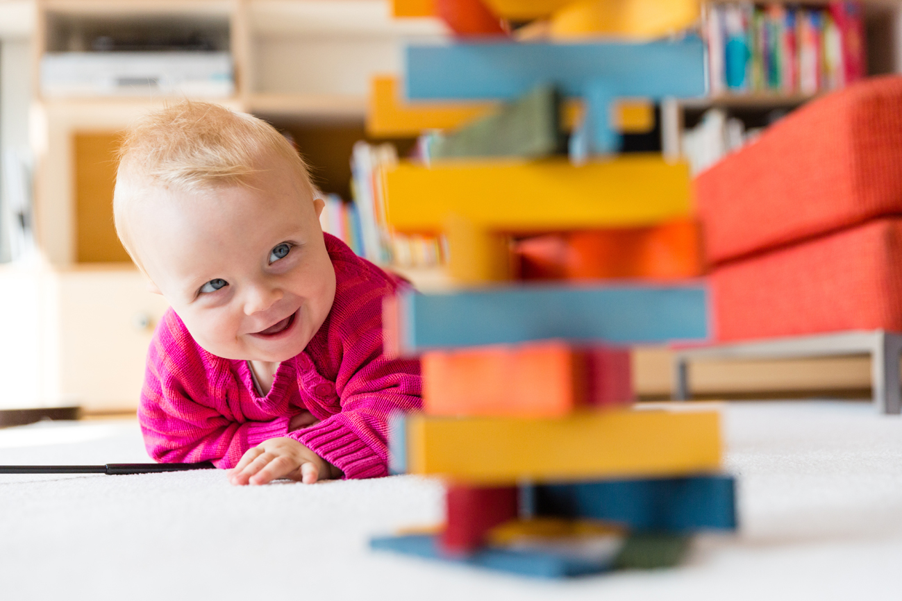 Развитие ребенка в 7 месяцев: нормы и рекомендации