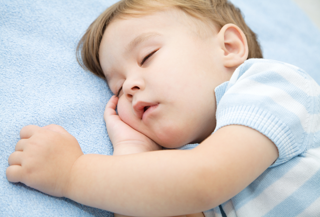 Сон ребенка в 13–15 месяцев