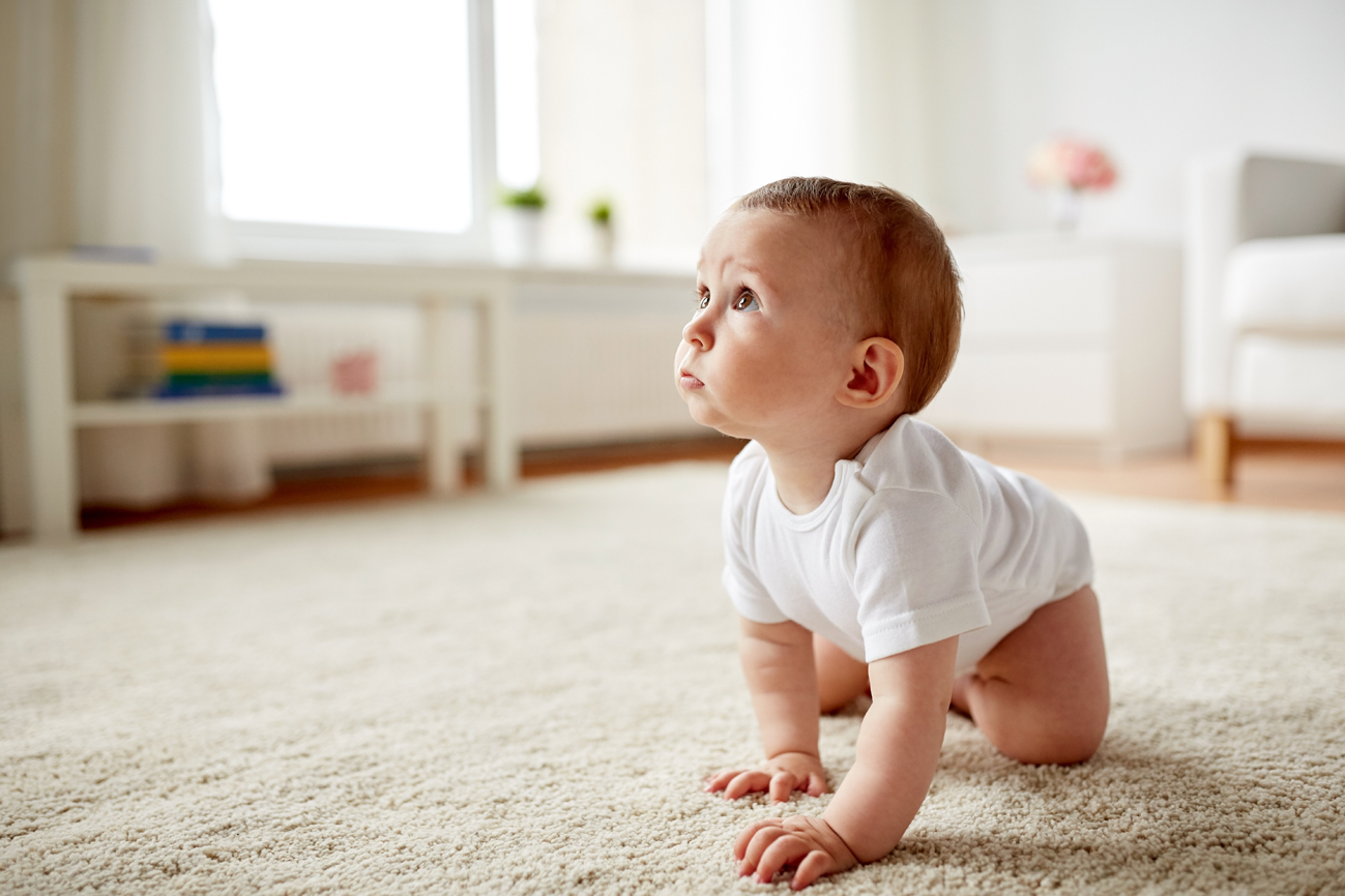 Развитие ребенка в 6 месяцев: нормы и рекомендации