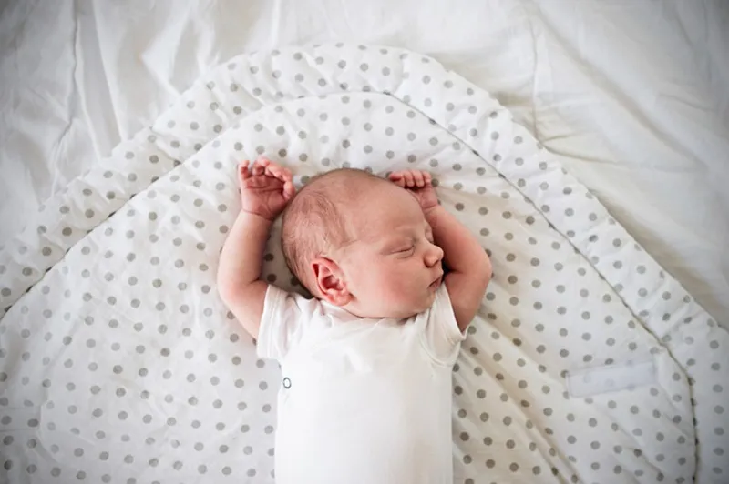 7 способов уложить ребёнка спать, которые работают (но это не точно)