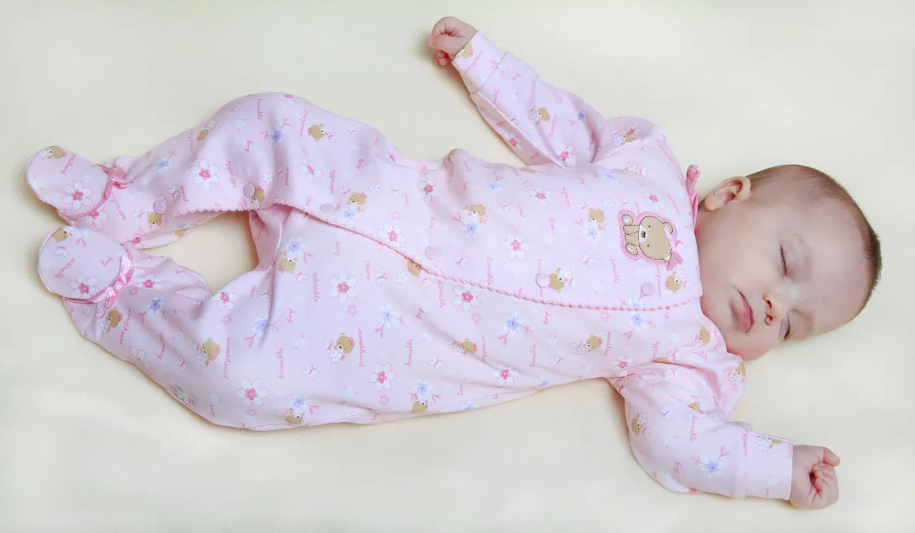Сон ребенка в 2 месяца – сколько должен спать двухмесячный ребенок: нормы сна днем и ночью