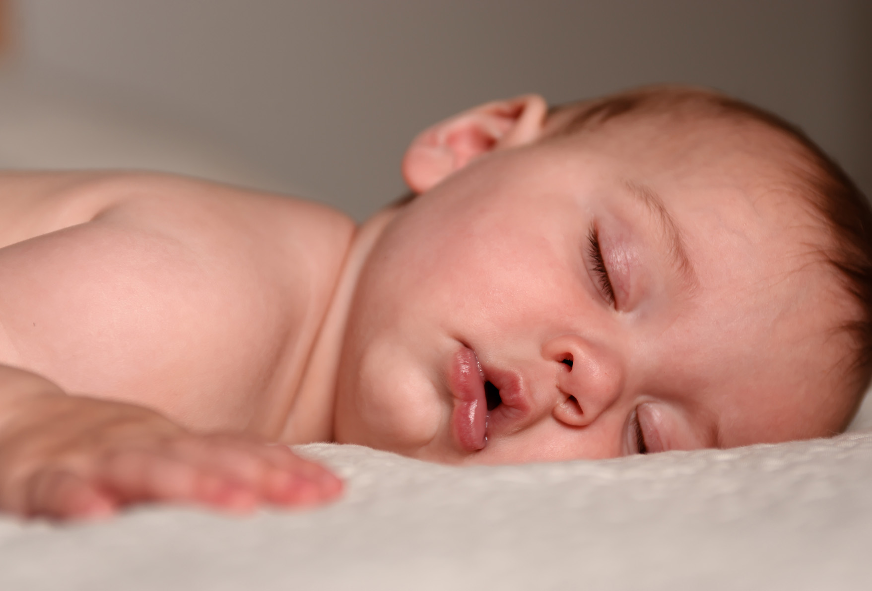 Сон ребенка от рождения до года: руководство на основе научных исследований